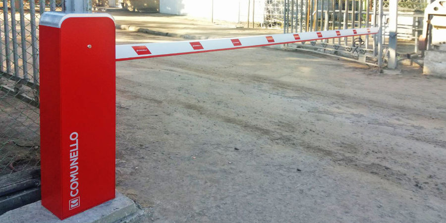 Шлагбаум на стоянку комерційного підприємства